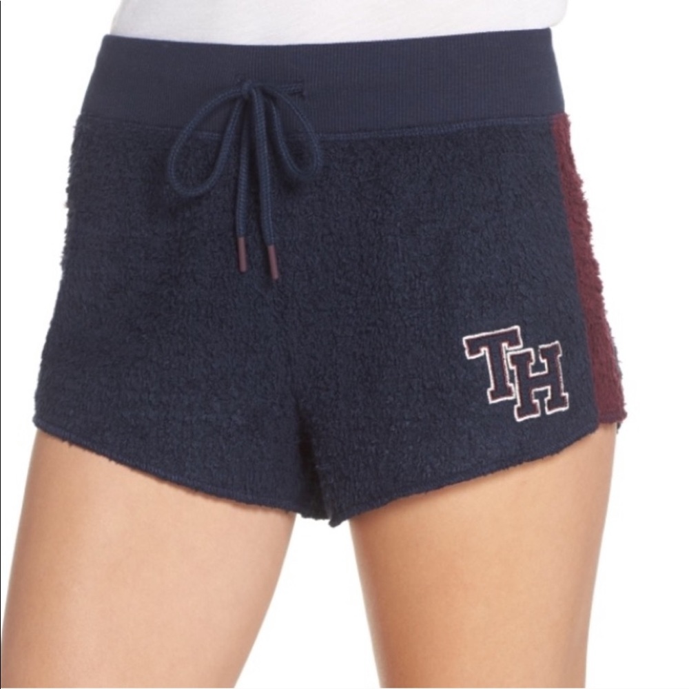 Tommy Hilfiger marshmallow fuzzy shorts